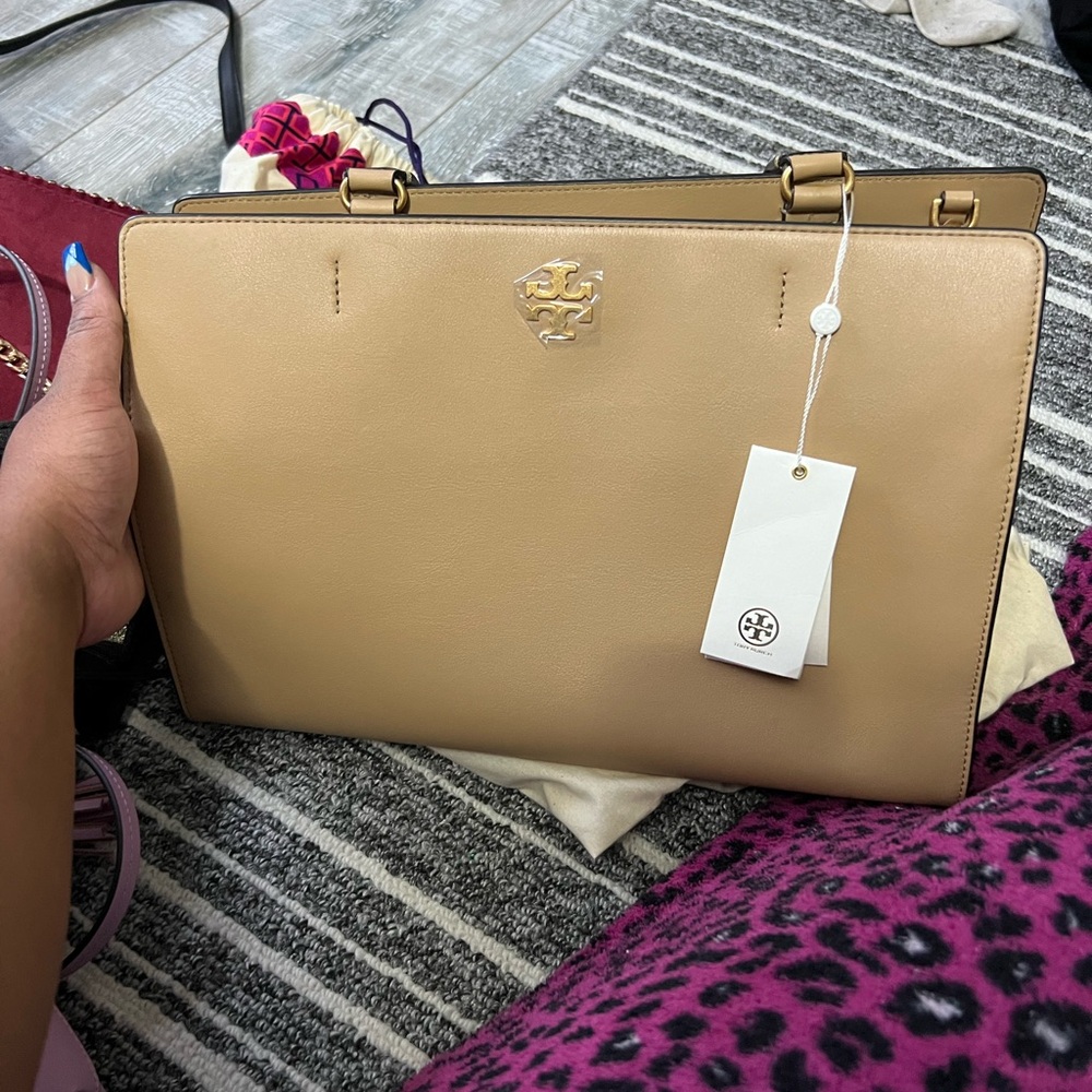 Tory Burch Tan Leather Women's Bag